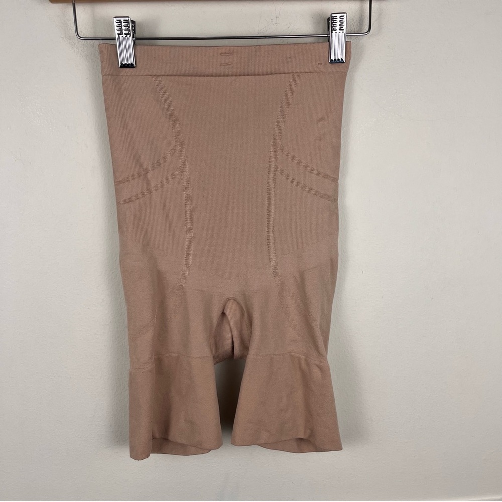 SPANX Tan High-Waist Sculpting Mid-Thigh Shaper Shorts